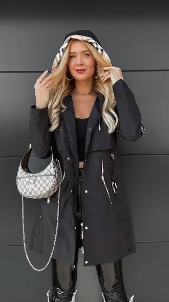 Modna kurtka przejściowa PARKA zdobiona kratką CZARNA - R041B