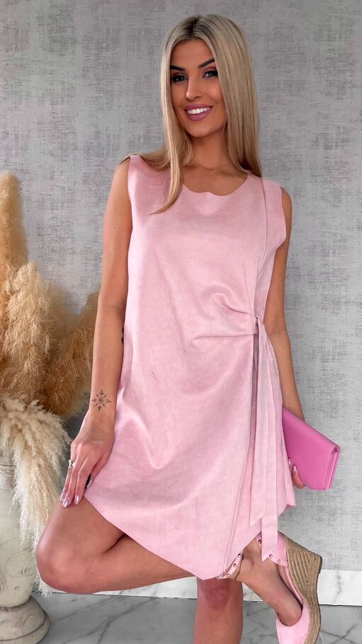 Różowa sukienka z eko zamszu z wiązaniem ONE SIZE - R435B