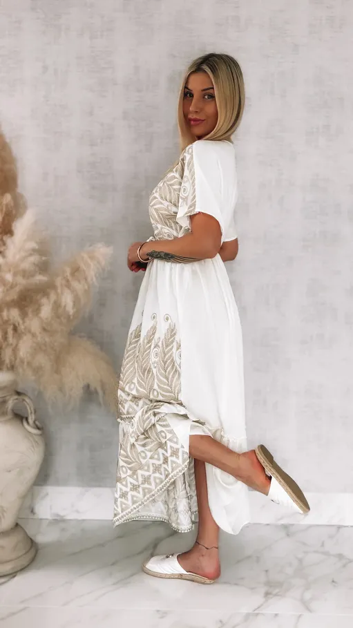 Piękna biała sukienka MAXI haftowana na złoto ONE SIZE - R915