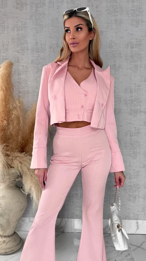 Elegancki różowy komplet w paski 3w1 żakiet + kamizelka + spodnie - R490B