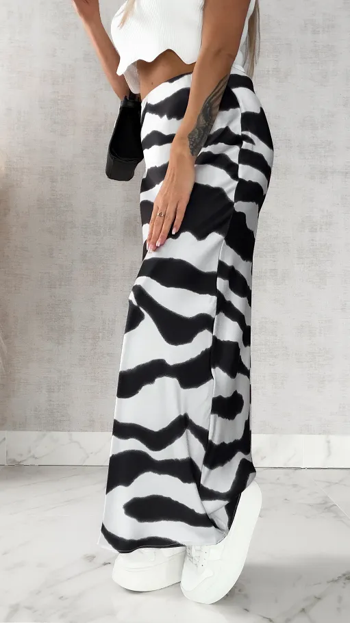 Długa spódnica ZEBRA z gumką w pasie - R457